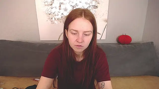 Evarey  online show from 10-23-25, 04:34