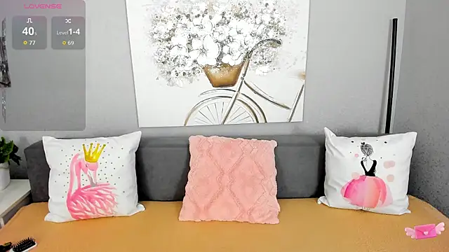 Evarey  online show from 11-19-25, 05:29