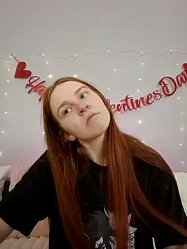 Evarey  online show from 02-12-26, 06:08