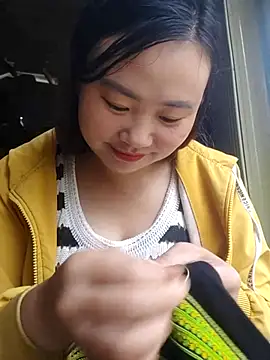 pi-pi-00 online show from 10-07-25, 02:53