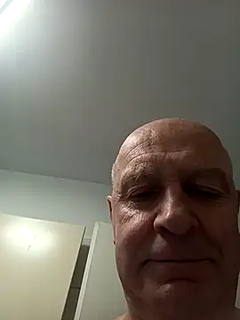 Snapshot of rudy-kralik chatting on 11-07-25, 07:08 rudy-kralik online show from 11-07-25, 07:08