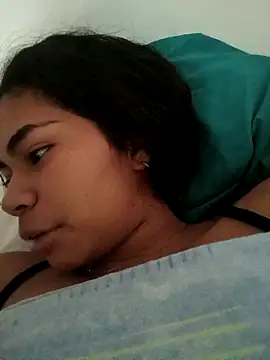 Ammyy Wood  online show from 10-26-25, 10:04