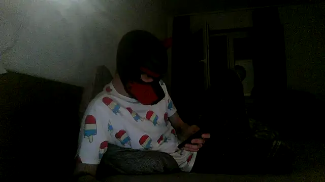 MolleDolle online show from 11-15-25, 03:15