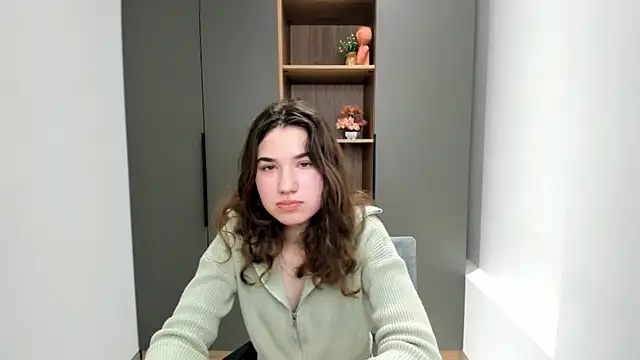 Snapshot of AmmieGerber chatting on 10-07-25, 05:04 AmmieGerber online show from 10-07-25, 05:04