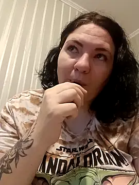 Snapshot of XLisaBlueXs_ chatting on 10-14-25, 10:27 XLisaBlueXs  online show from 10-14-25, 10:27