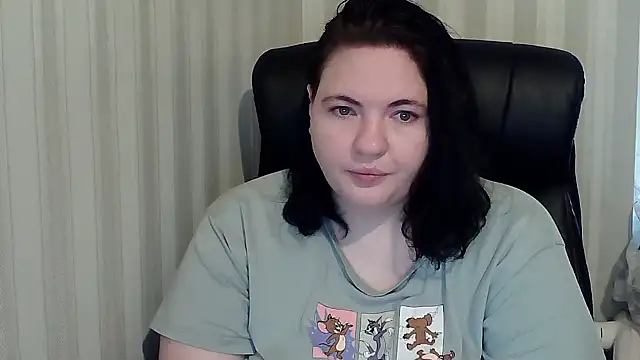 Snapshot of XLisaBlueXs_ chatting on 10-20-25, 08:04 XLisaBlueXs  online show from 10-20-25, 08:04