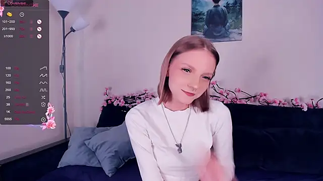 Snapshot of Golden_dawn chatting on 10-16-25, 07:20 Golden dawn online show from 10-16-25, 07:20