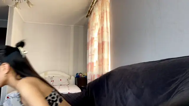 Snapshot of KamilahArcilla chatting on 10-12-25, 01:48 KamilahArcilla online show from 10-12-25, 01:48