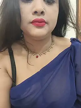 Snapshot of Beauty_Queen_Soniya chatting on 07-25-26, 04:10 Beauty Queen Soniya online show from 07-25-26, 04:10