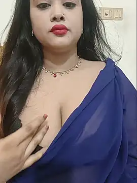 Snapshot of Beauty_Queen_Soniya chatting on 07-26-26, 01:03 Beauty Queen Soniya online show from 07-26-26, 01:03