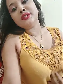 Snapshot of Beauty_Queen_Soniya chatting on 07-28-26, 12:48 Beauty Queen Soniya online show from 07-28-26, 12:48