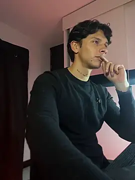 Snapshot of ErosDominant chatting on 10-29-25, 05:31 ErosDominant online show from 10-29-25, 05:31