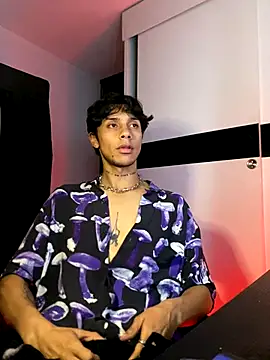 Snapshot of ErosDominant chatting on 11-15-25, 02:09 ErosDominant online show from 11-15-25, 02:09