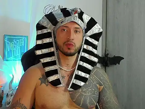 Dave-Max01 online show from 10-31-25, 11:28