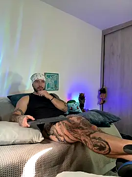 Dave-Max01 online show from 11-15-25, 02:13