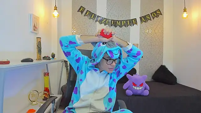 JacobBlackwell  online show from 11-20-25, 07:24