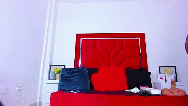 Bigasshott  online show from 04-24-26, 08:22