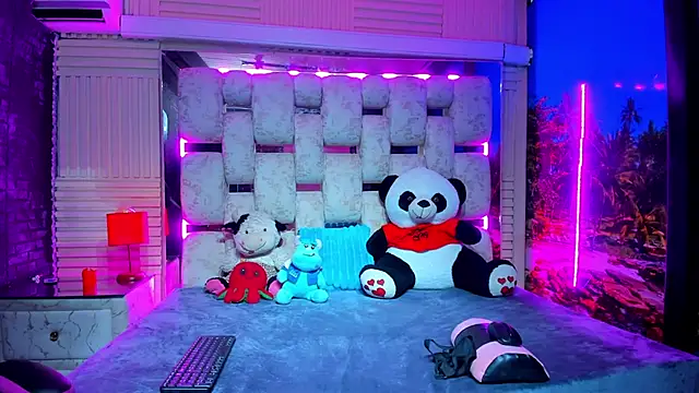 RubyEvanns online show from 04-23-26, 09:17