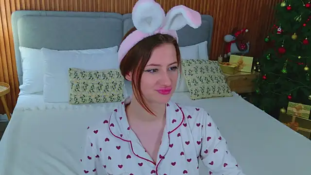 JessiJull online show from 01-12-26, 05:18