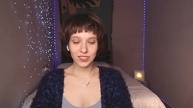 Snapshot of YourHotExSAndra chatting on 11-27-25, 07:38 YourHotExSAndra online show from 11-27-25, 07:38