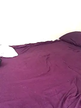 Snapshot of Venusasss chatting on 11-19-25, 10:26 Venusasss online show from 11-19-25, 10:26