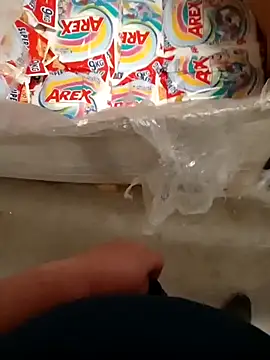 herz19033 online show from 10-20-25, 06:19