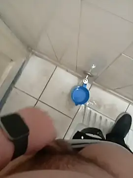 herz19033 online show from 10-21-25, 10:38