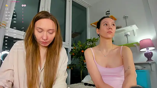 JohnetteConstine online show from 12-20-25, 05:42