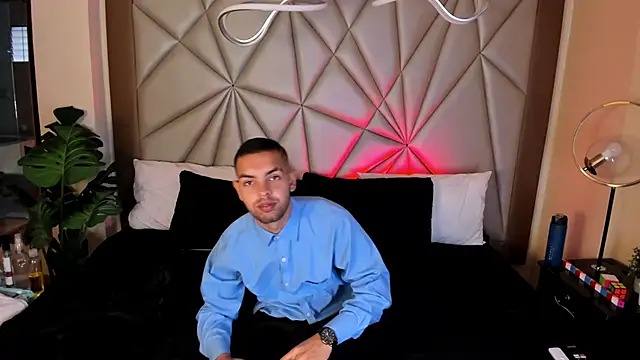 Snapshot of IanBlaze_ chatting on 10-29-25, 11:34 IanBlaze  online show from 10-29-25, 11:34