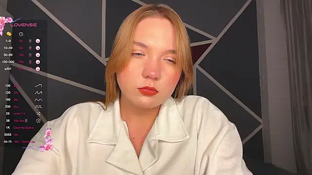 RebeccaEglitis online show from 01-12-26, 04:56