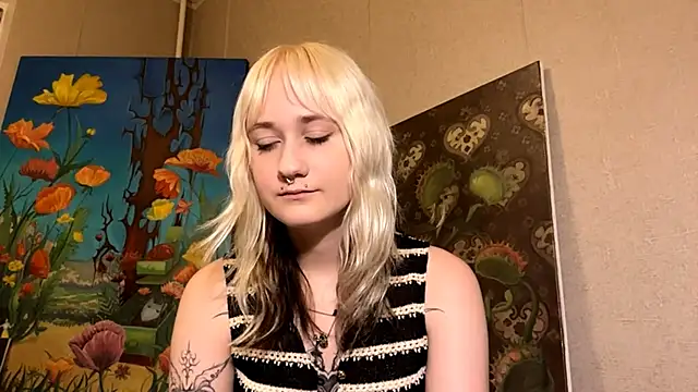 Snapshot of Ulemonala_Cute chatting on 10-13-25, 05:24 Ulemonala Cute online show from 10-13-25, 05:24