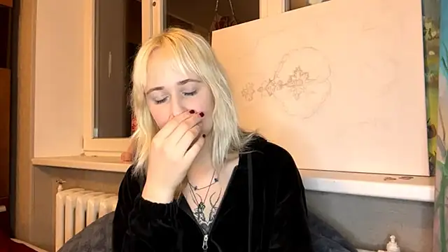 Snapshot of Ulemonala_Cute chatting on 10-25-25, 05:30 Ulemonala Cute online show from 10-25-25, 05:30