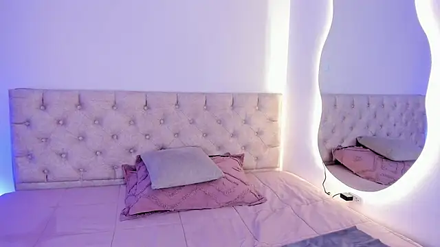 Nina fox 0691 online show from 11-04-25, 11:53