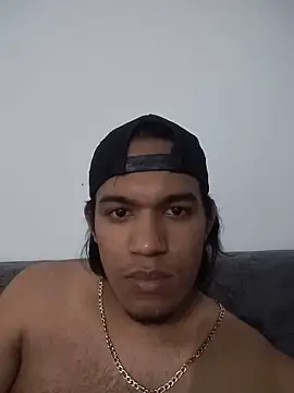 Snapshot of Luchomeltrucho chatting on 11-15-25, 11:54 Luchomeltrucho online show from 11-15-25, 11:54