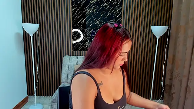 Lyla 19 online show from 10-22-25, 12:38