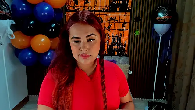 Lyla 19 online show from 10-23-25, 01:32