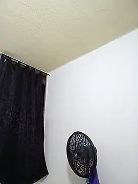 Nelsareth online show from 10-24-25, 03:25