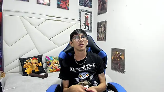 Snapshot of TWINK_JOSS chatting on 10-14-25, 07:58 TWINK JOSS online show from 10-14-25, 07:58