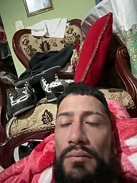 Santiago hot19 online show from 10-29-25, 04:37