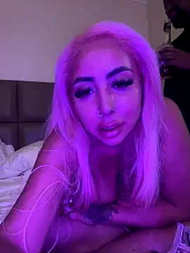 Snapshot of zara_bellexx chatting on 11-27-25, 08:05 zara bellexx online show from 11-27-25, 08:05