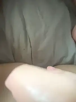 Snapshot of babygirl1906 chatting on 11-01-25, 02:02 babygirl1906 online show from 11-01-25, 02:02