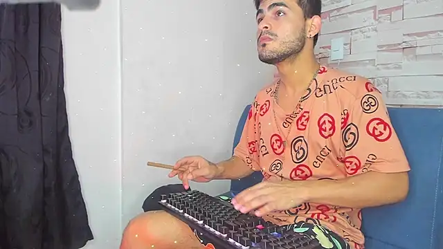 Master King Crazzy777 online show from 10-15-25, 09:15