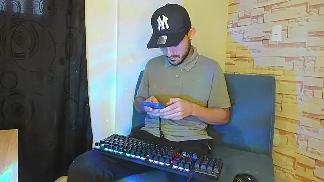 Master King Crazzy777 online show from 10-18-25, 07:14