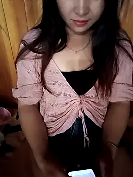 miemie-xx online show from 10-07-25, 05:37