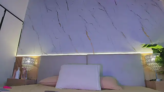 AAliss Starr online show from 10-25-25, 08:14