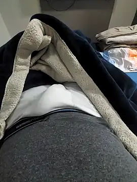 Merlin2310 online show from 10-21-25, 07:58