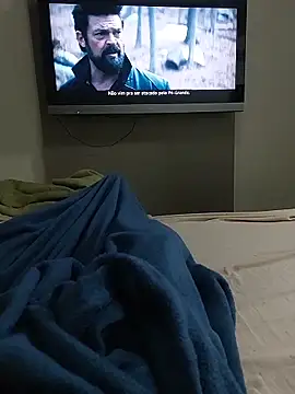 Merlin2310 online show from 04-27-26, 01:03