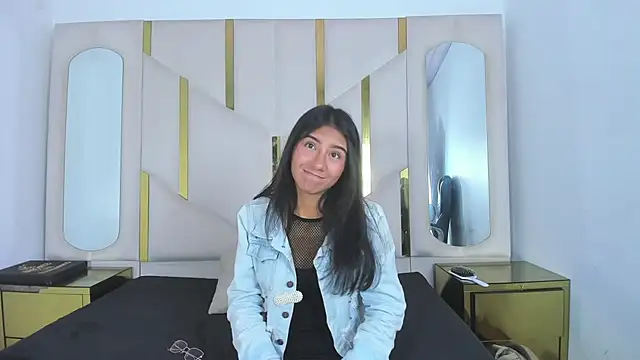 Mia clark18 online show from 11-16-25, 08:14