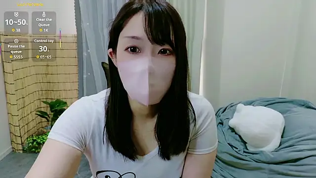 Natsumi-chan online show from 10-12-25, 04:00