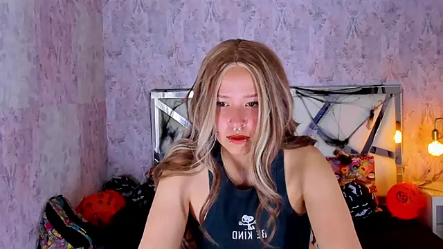 Snapshot of benny_wilson chatting on 10-10-25, 03:49 benny wilson online show from 10-10-25, 03:49